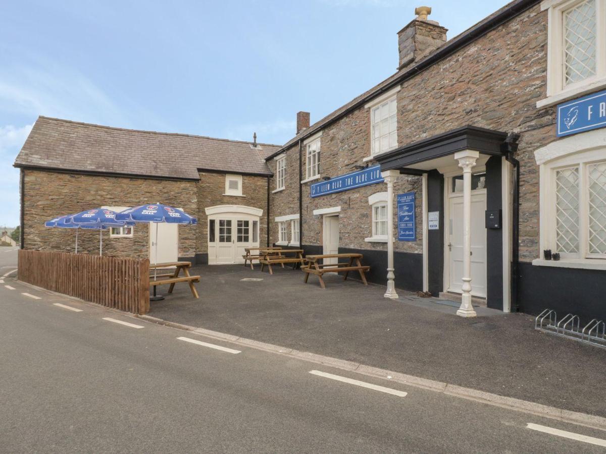 The Blue Lion Hotel Cynwyd Kültér fotó